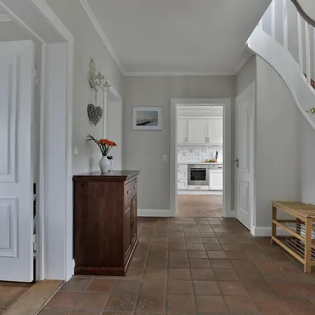 Tatil Evi Jan's Hues List